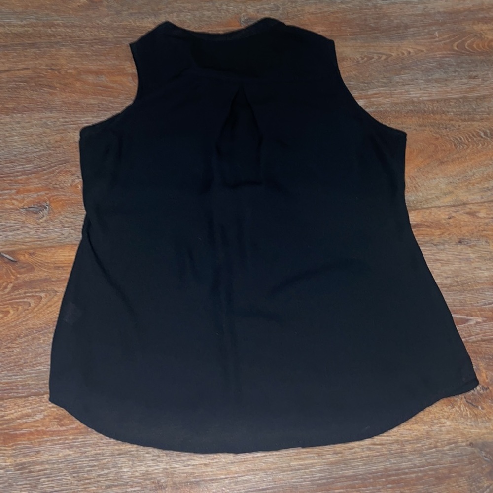 Tank top bundle - Picture 7 of 11